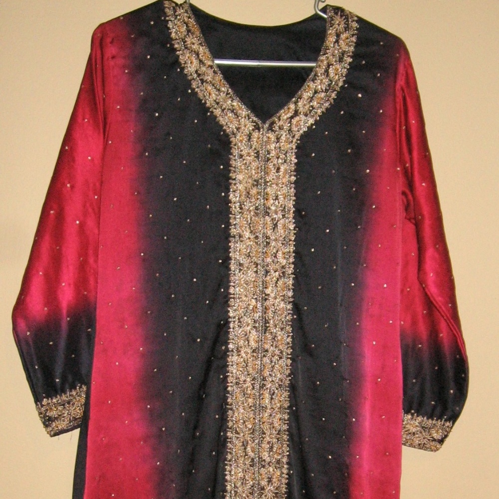 SATIN ZARDOZI EMBROIDERY SALWAR KAMEEZ L + FREE GIFT